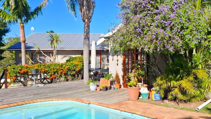 4 Bedroom Property for Sale in Lower Robberg Western Cape